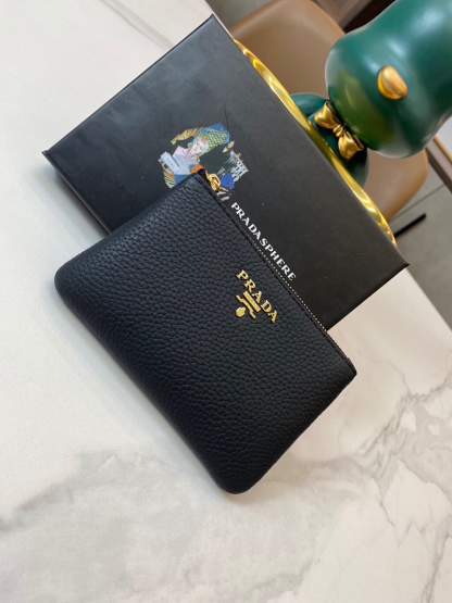 PRADA・ウォレット 財布 小銭入り wallet 大容量 多機能