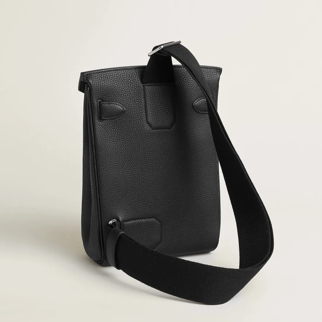 奇跡の入荷★【HERMES】HAC A DOS PM/黒