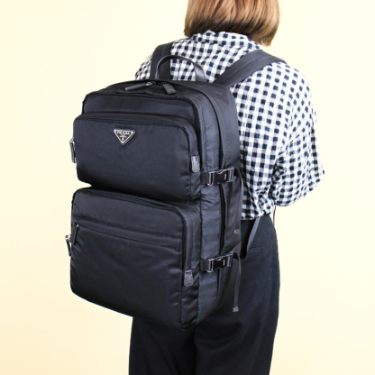 プラダ PRADA (2VZ101 2DMG)Re-Nylon サフィアーノ バックパック