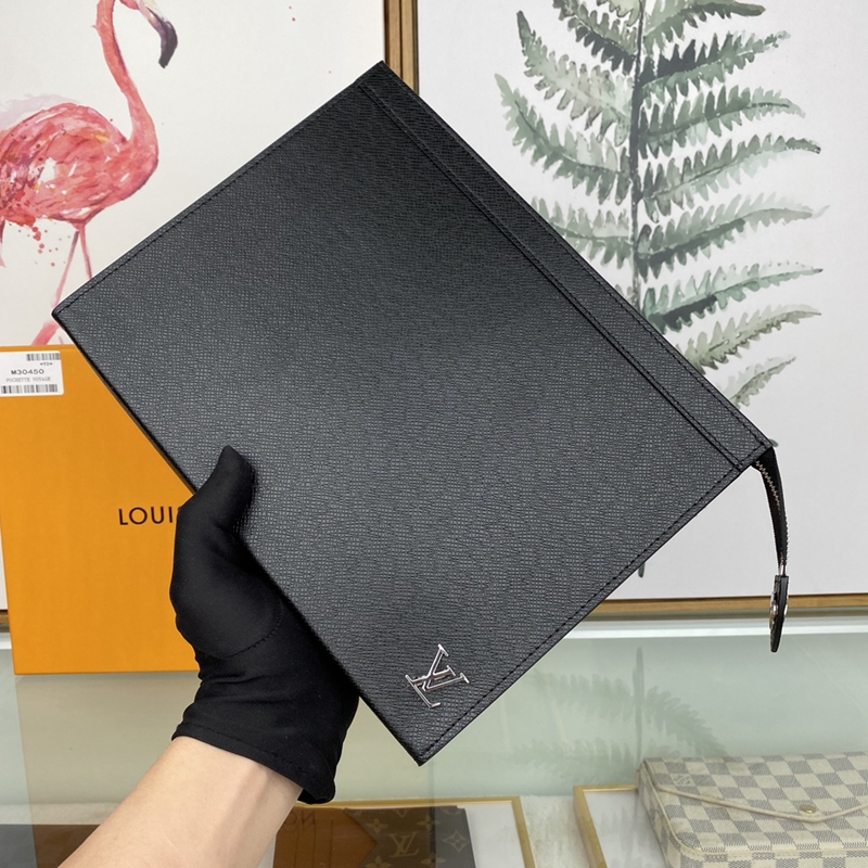 Louis Vuitton（ルイヴィトン）ポシェット・ヴォワヤージュ M30450