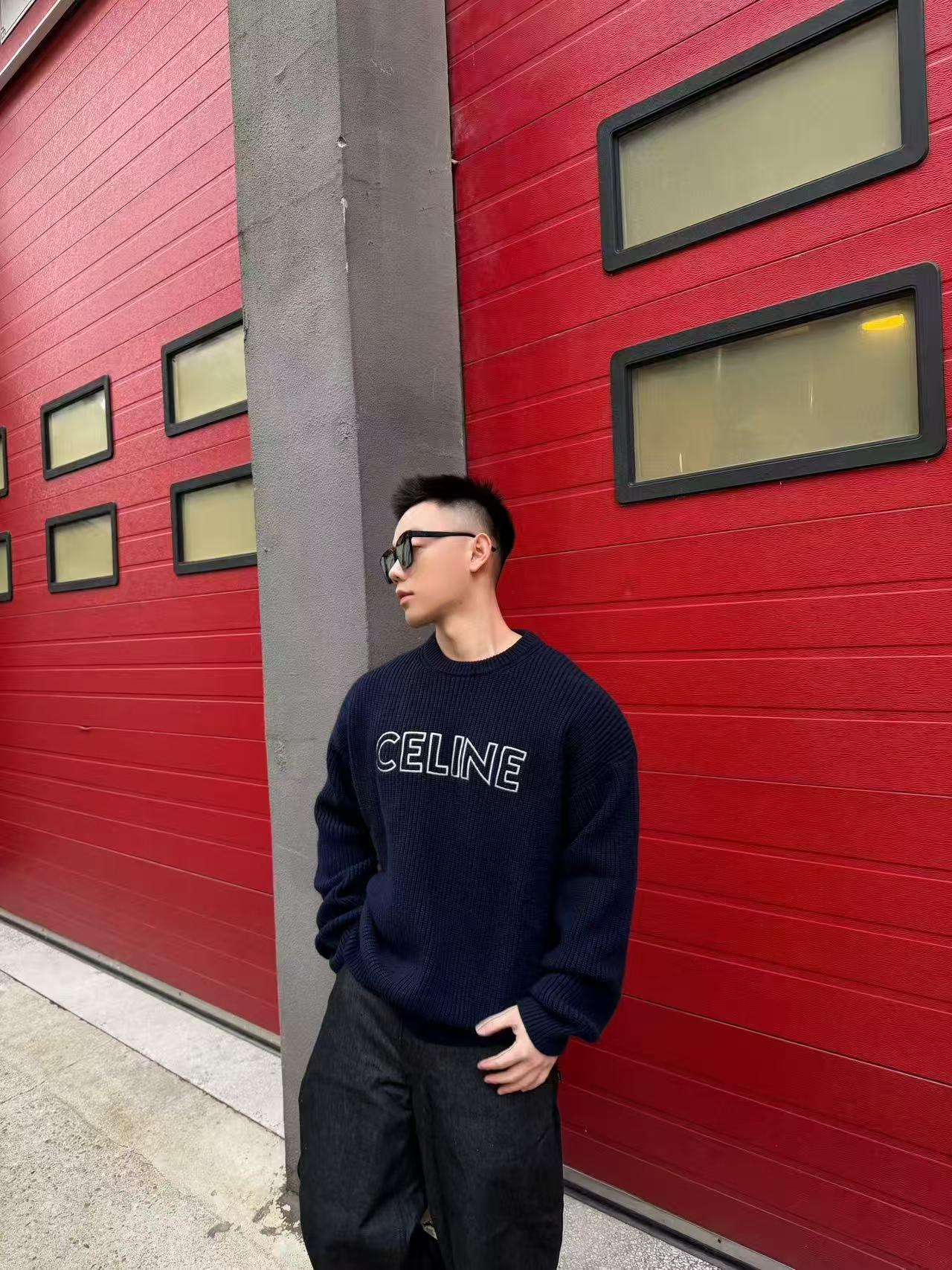 CELINE  刺繍 クルーネックニット