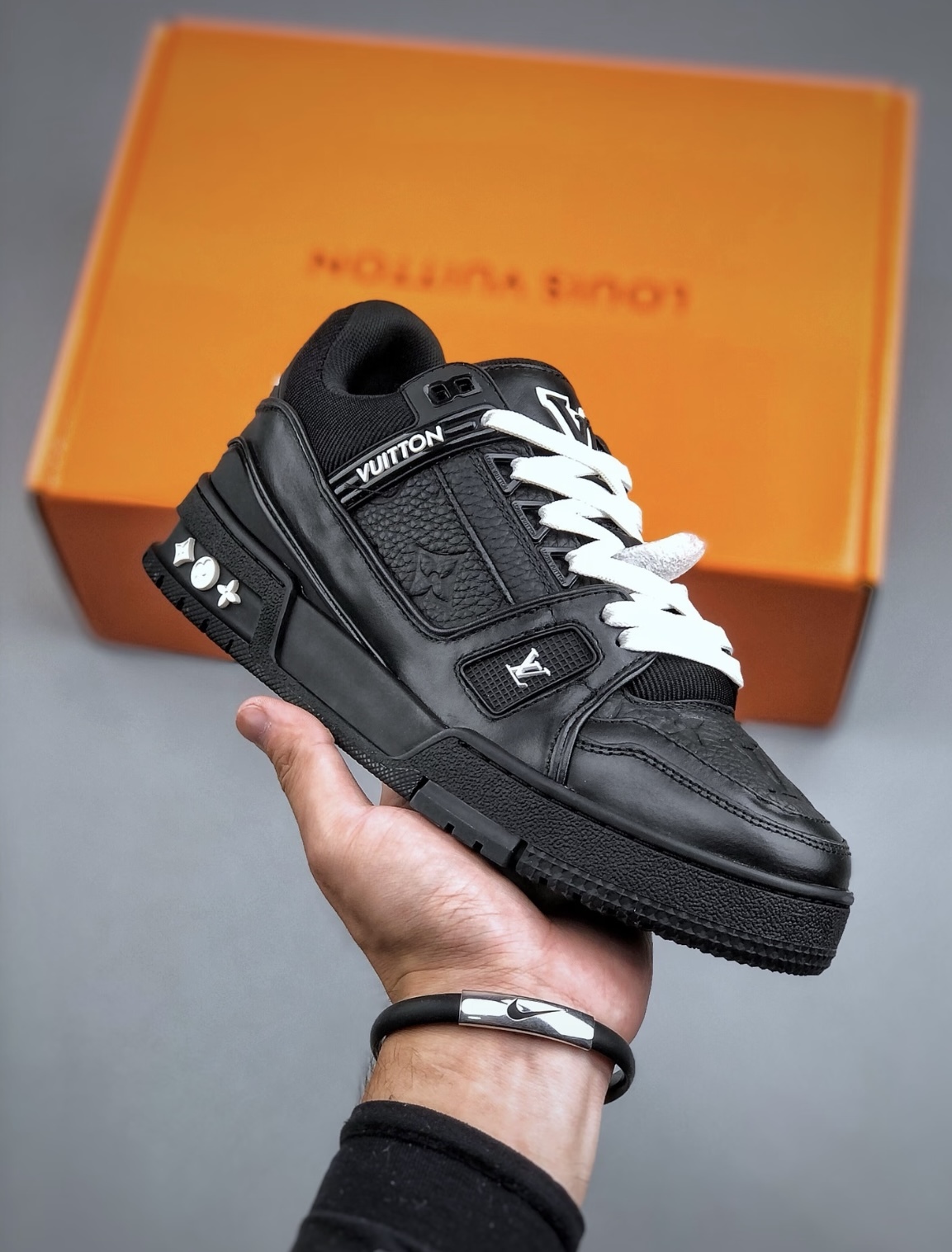 ★LV★ルイヴィトン トレイナー・ライン スニーカー