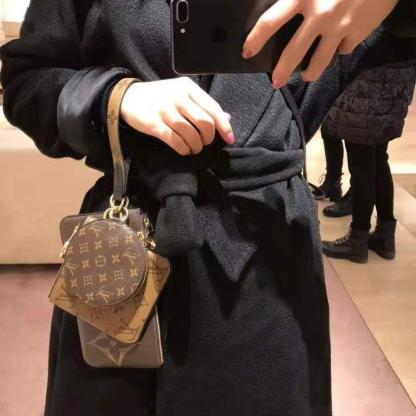 【すぐ届く・国内発送】ルイヴィトン ポシェット・トリオ