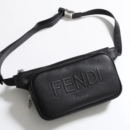 FENDI ボディバッグ 7VA605 AMAC レザー クロスボディ