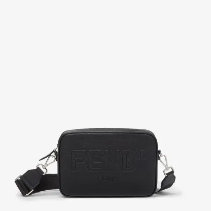 ◆FENDI ROMAカメラケース ブラックレザーバッグ