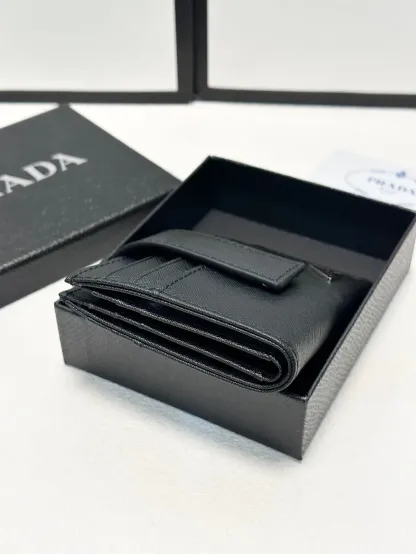 ★PRADA セール★ 2MC049★マイクログレイン　カードケ