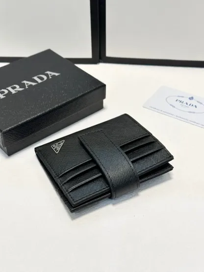 ★PRADA セール★ 2MC049★マイクログレイン　カードケ