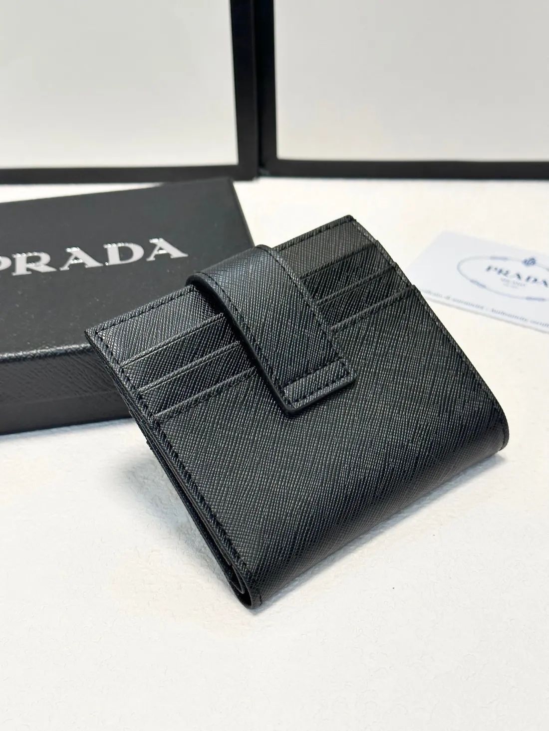 ★PRADA セール★ 2MC049★マイクログレイン　カードケ