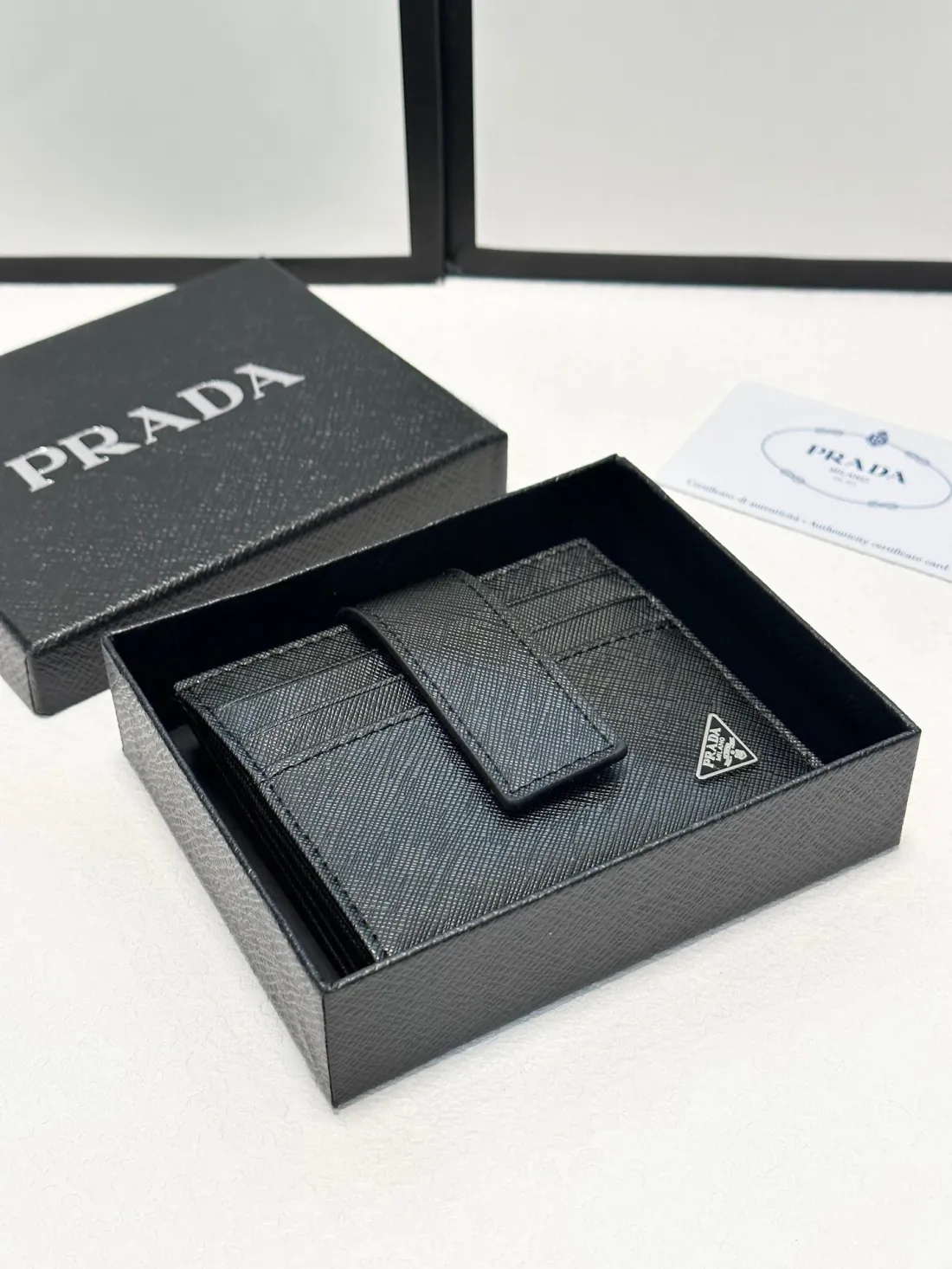 ★PRADA セール★ 2MC049★マイクログレイン　カードケ