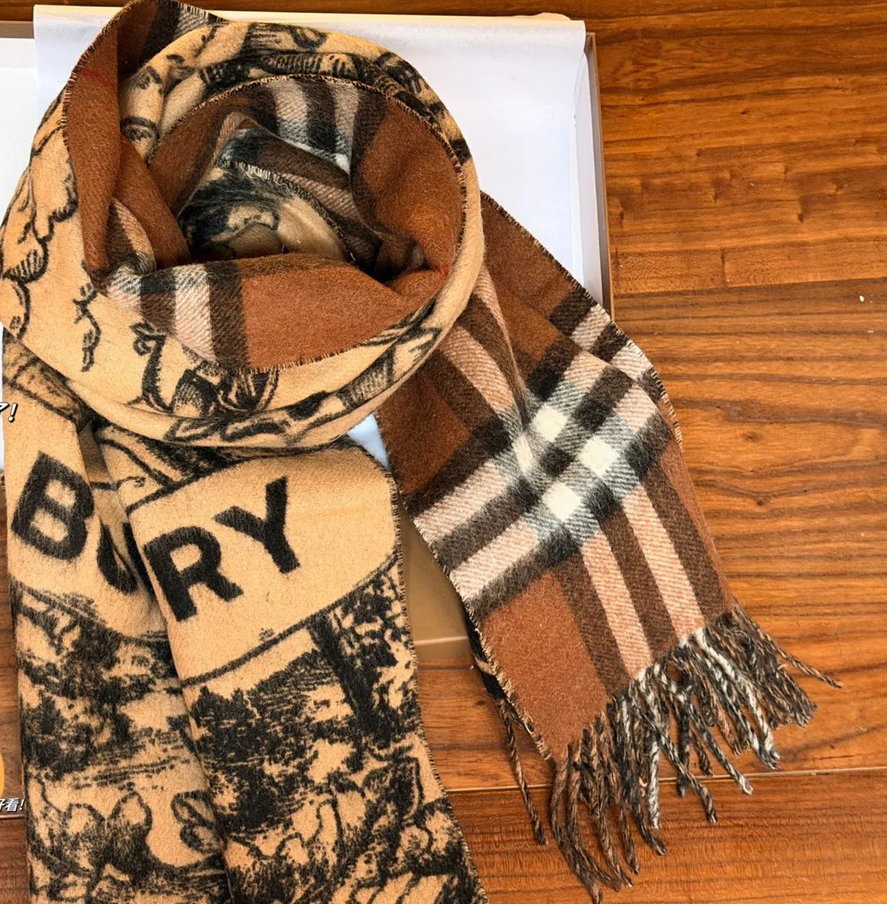 Burberry バーバリーの両面カシミヤスカーフ！