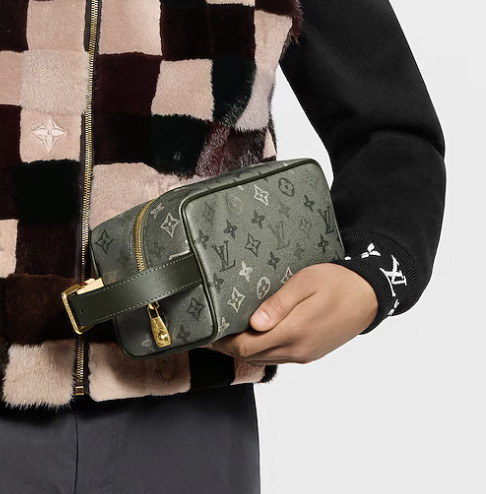 Louis Vuitton☆ドップキット カモフラージュカーキグリーン