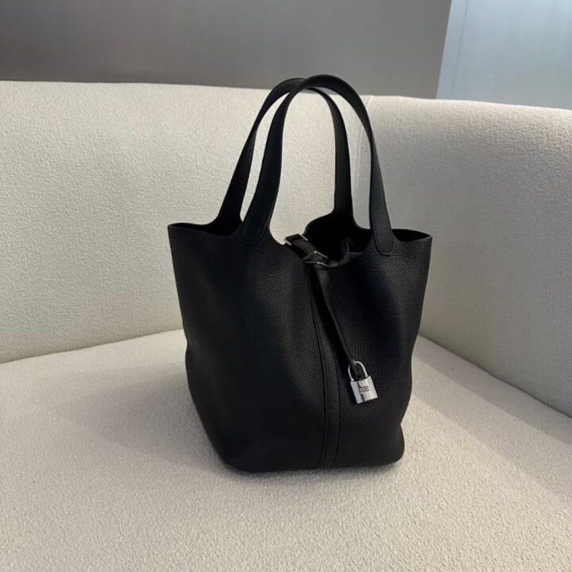 入手困難★大人気♪【HERMES】ピコタンロックMM 22 シルバー金具