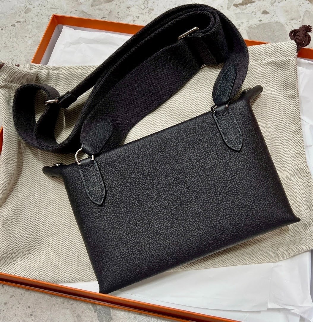 【ユニセックス♪】HERMES ヴィドポッシュ ショルダーバッ