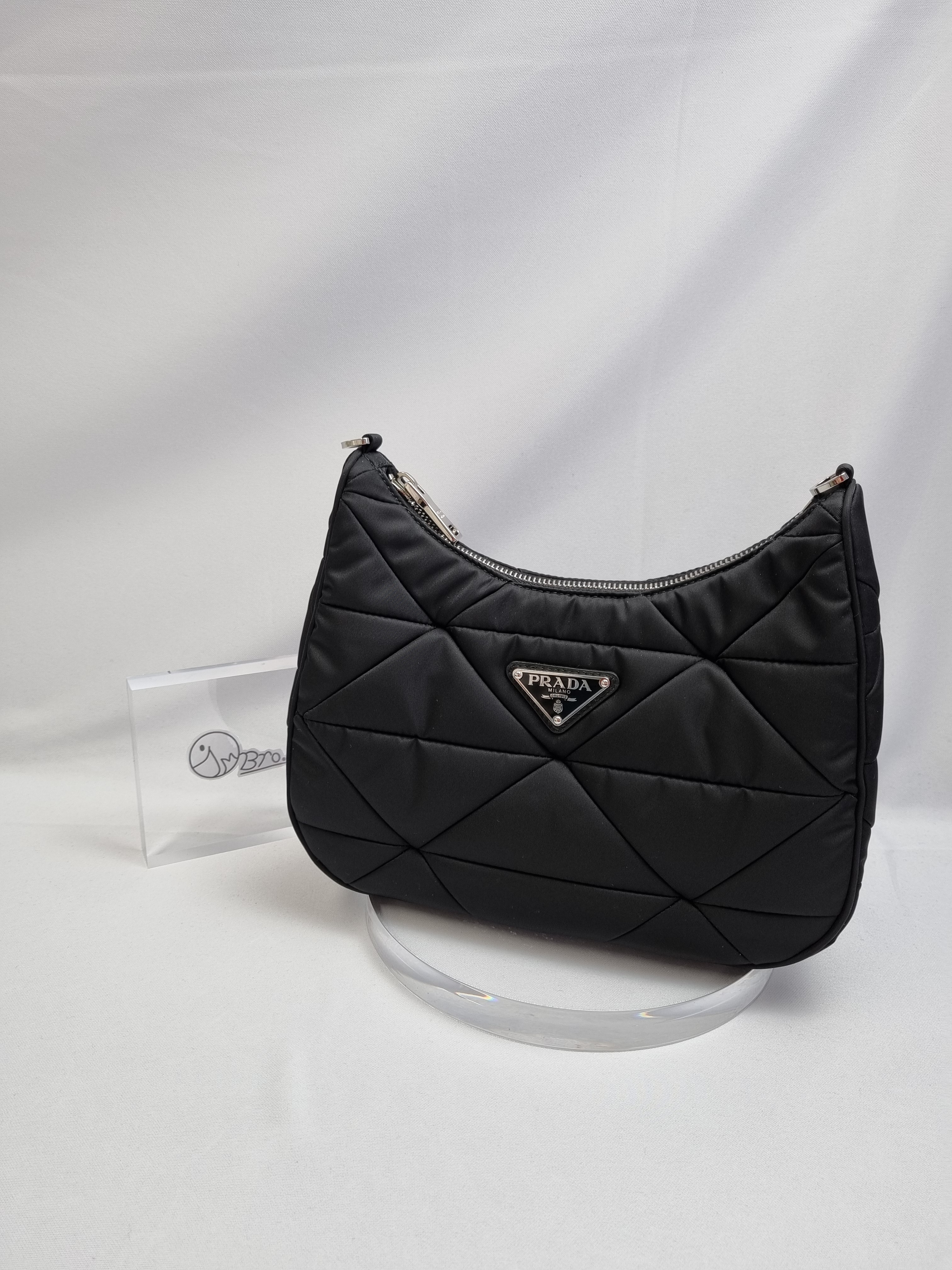 ☆人気☆【PRADA】☆ナイロン キルティング ショルダーバッ.グ☆