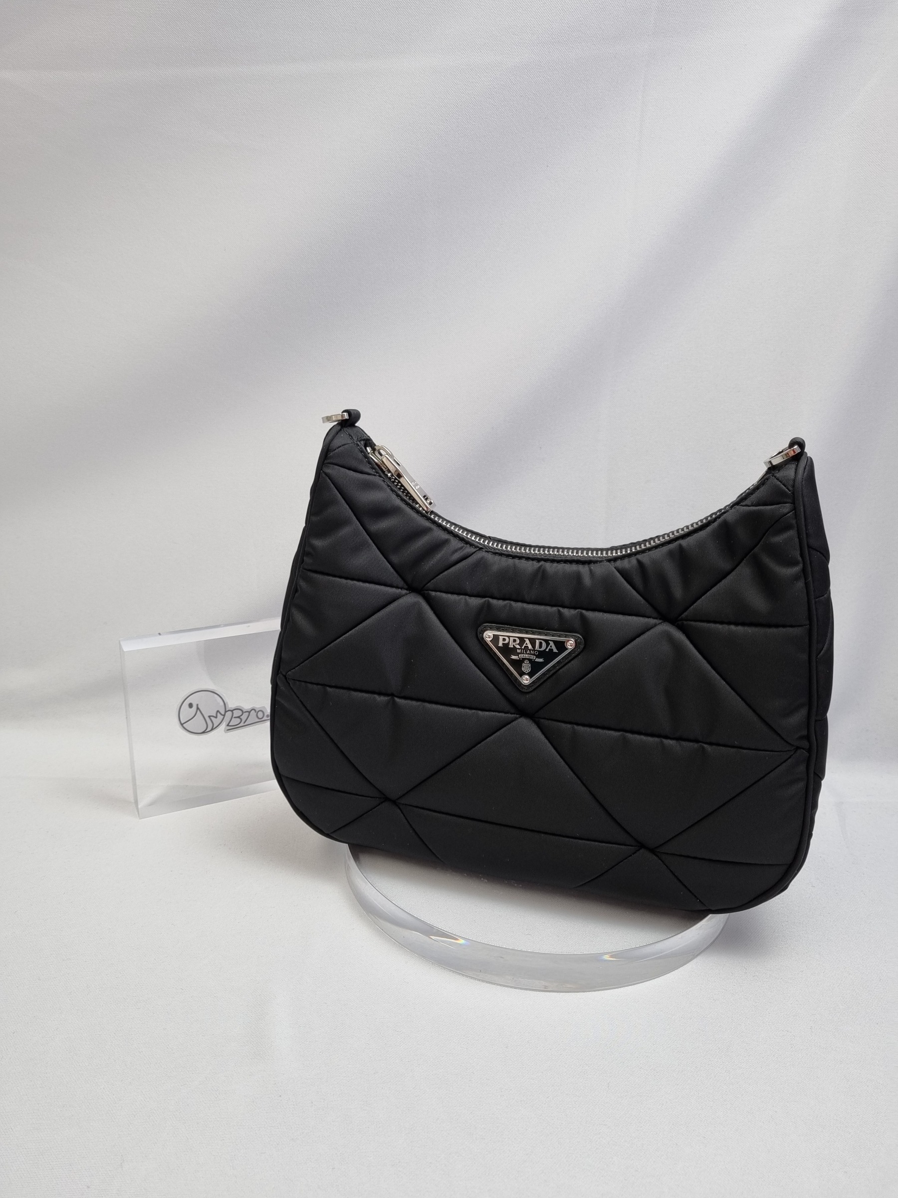 ☆人気☆【PRADA】☆ナイロン キルティング ショルダーバッ.グ☆