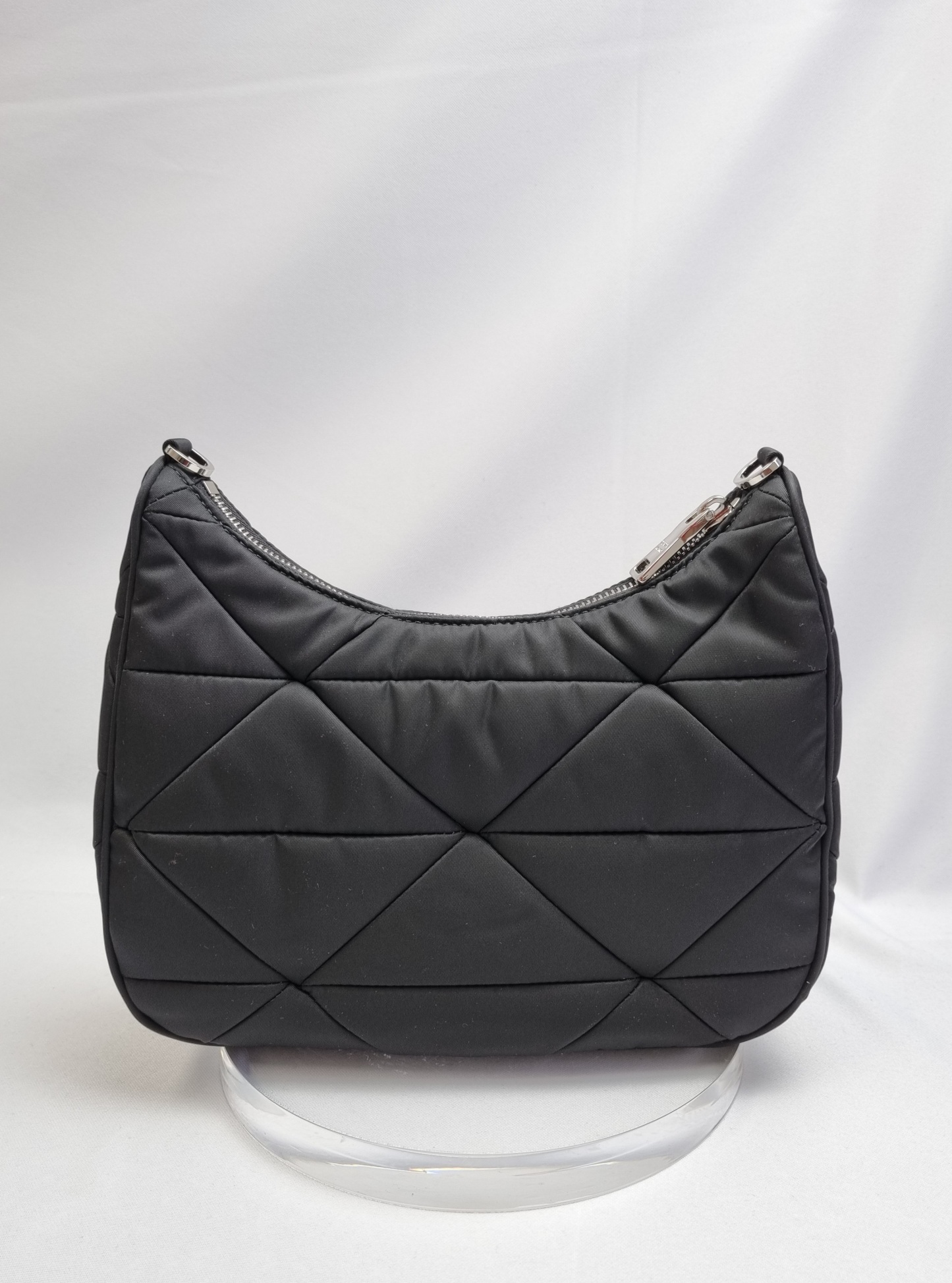 ☆人気☆【PRADA】☆ナイロン キルティング ショルダーバッ.グ☆