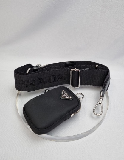 ☆人気☆【PRADA】☆ナイロン キルティング ショルダーバッ.グ☆