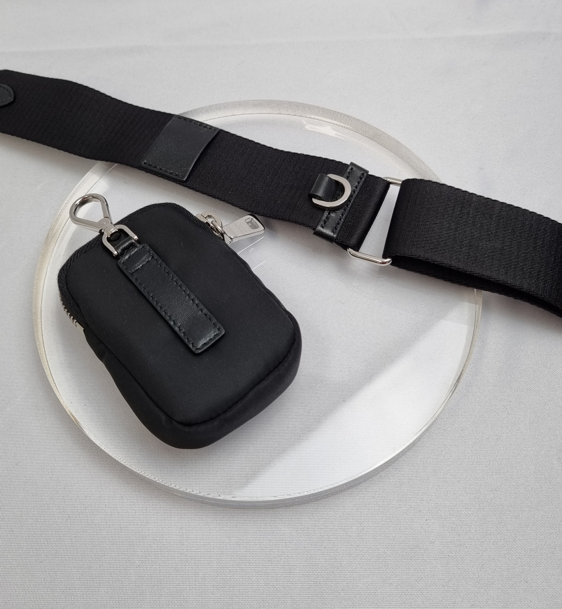 ☆人気☆【PRADA】☆ナイロン キルティング ショルダーバッ.グ☆