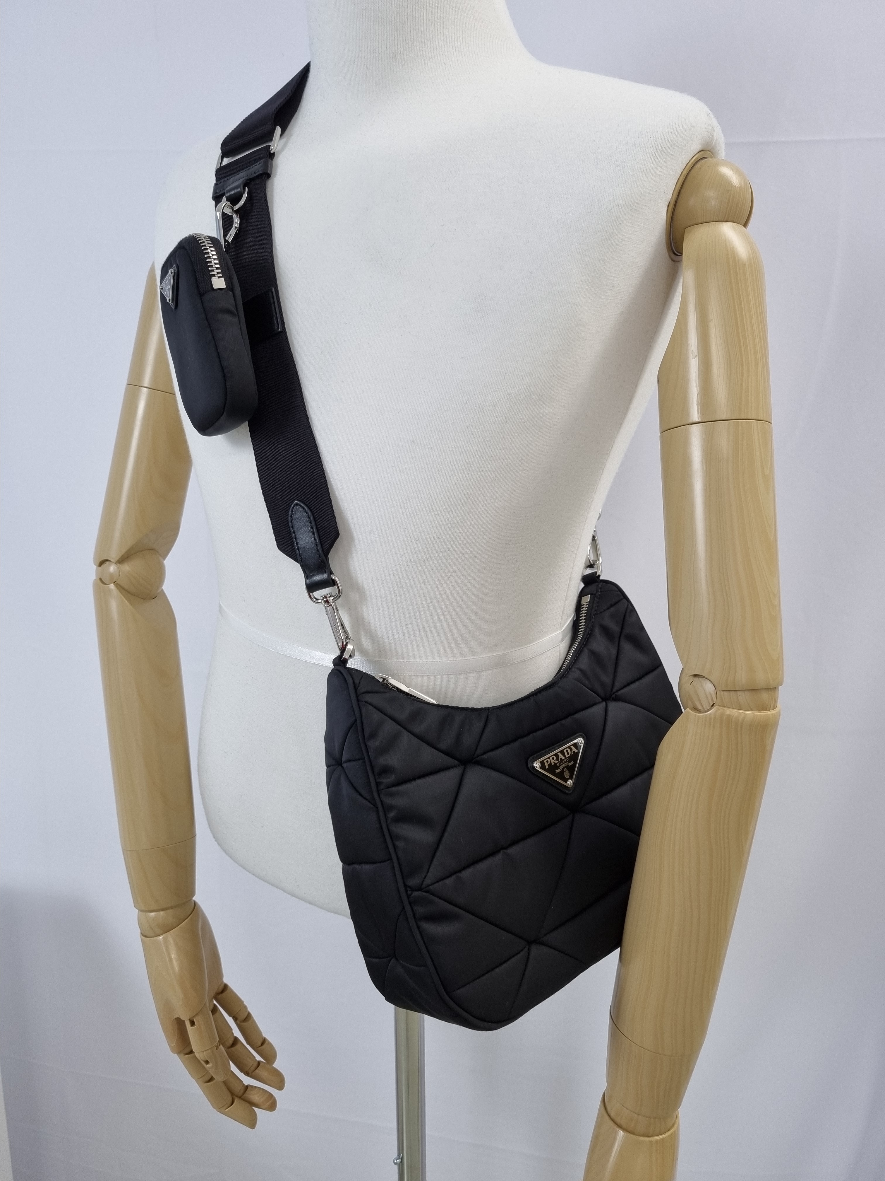 ☆人気☆【PRADA】☆ナイロン キルティング ショルダーバッ.グ☆