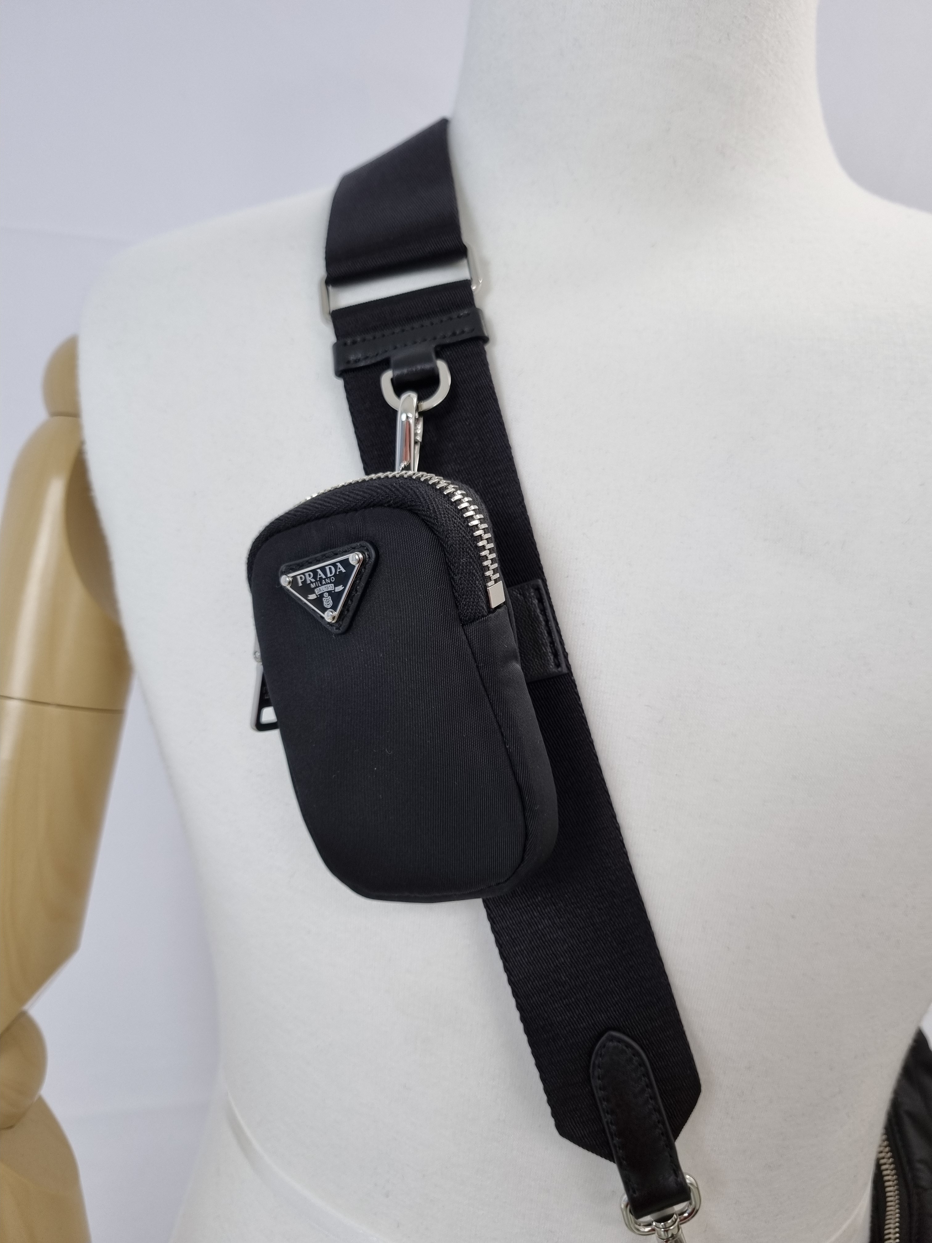 ☆人気☆【PRADA】☆ナイロン キルティング ショルダーバッ.グ☆