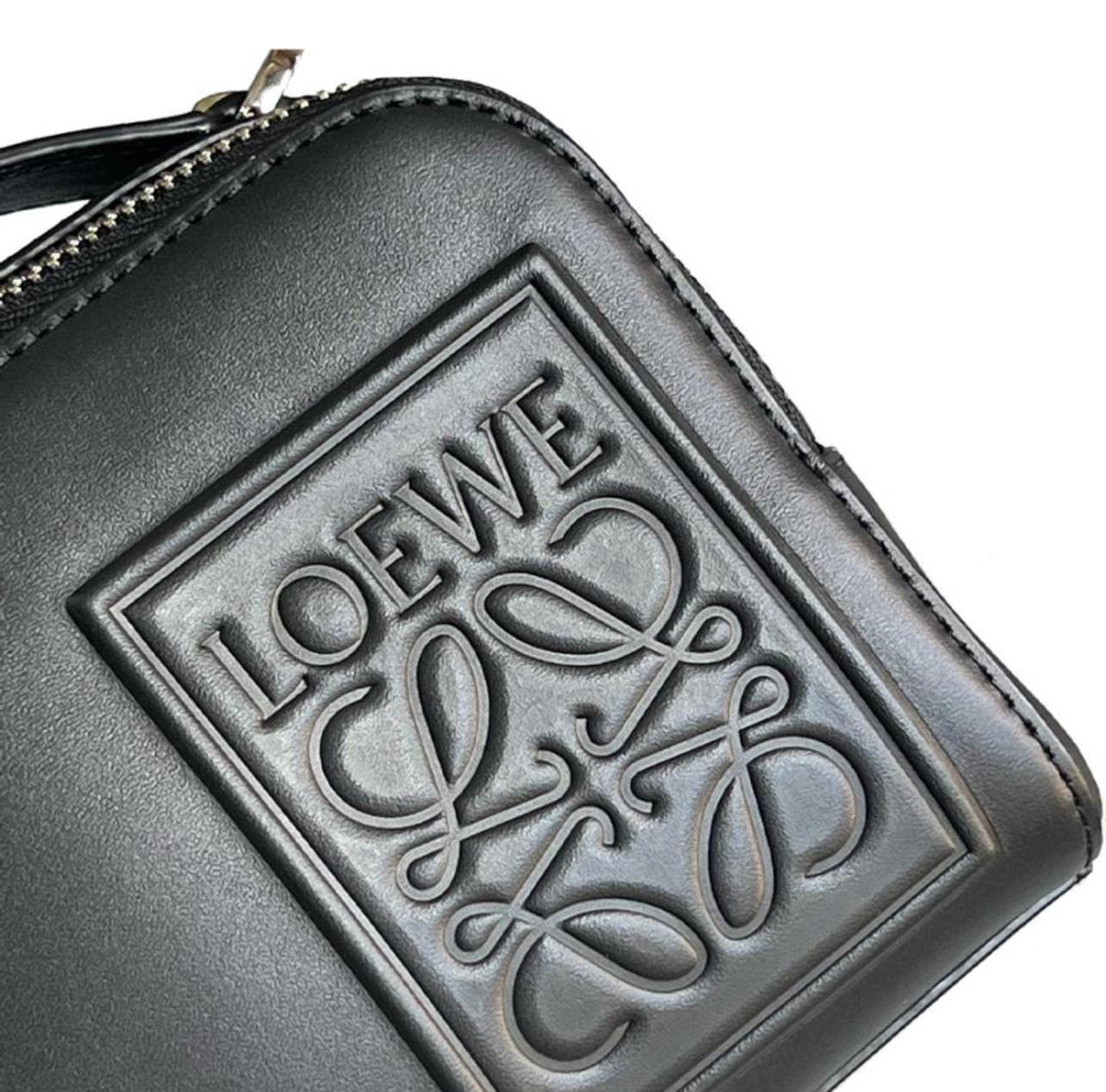 【LOEWE】カメラ クロスボディバッグ　ミニ　ショルダーバッグ