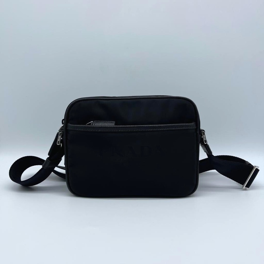 ★プラダショルダーバッグ お買い得！！