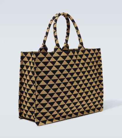 【PRADA】シンボル トートバッグ トライアングル黒ベージュ ロゴ