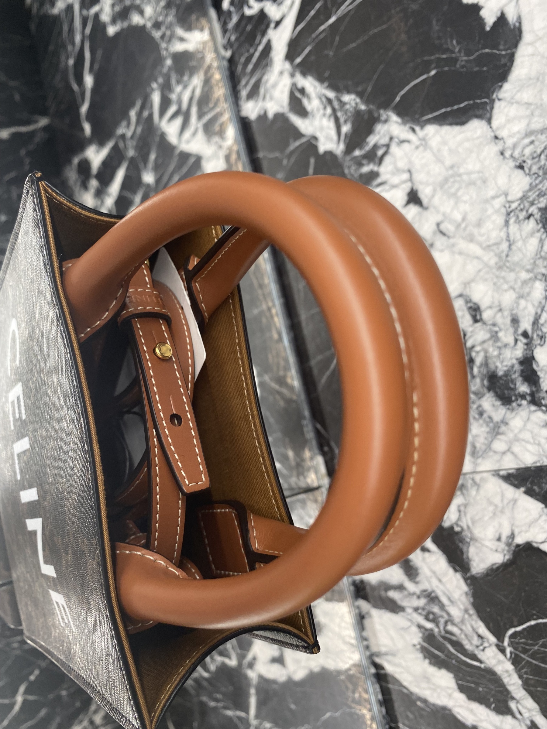 CELINE 【入手困難】MINI VERTICAL CABAS☆トリオンフキャンバス