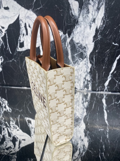 CELINE 【入手困難】MINI VERTICAL CABAS☆トリオンフキャンバス