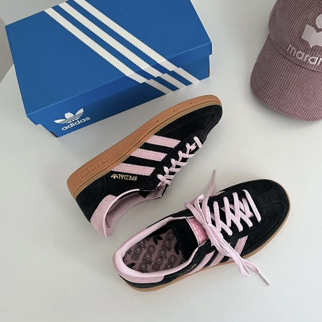 ADIDAS W HANDBALL SPZL BLACK PINK IE5897