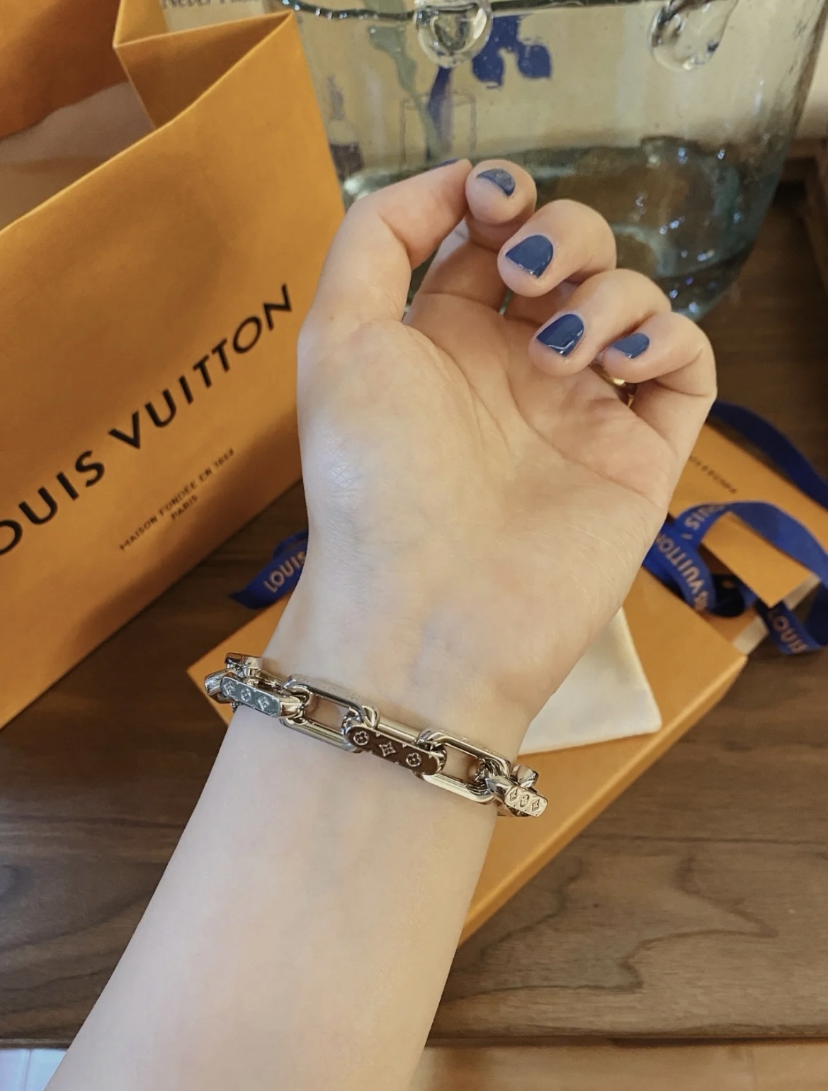 Louis Vuitton モノグラムチェーン ブレスレット