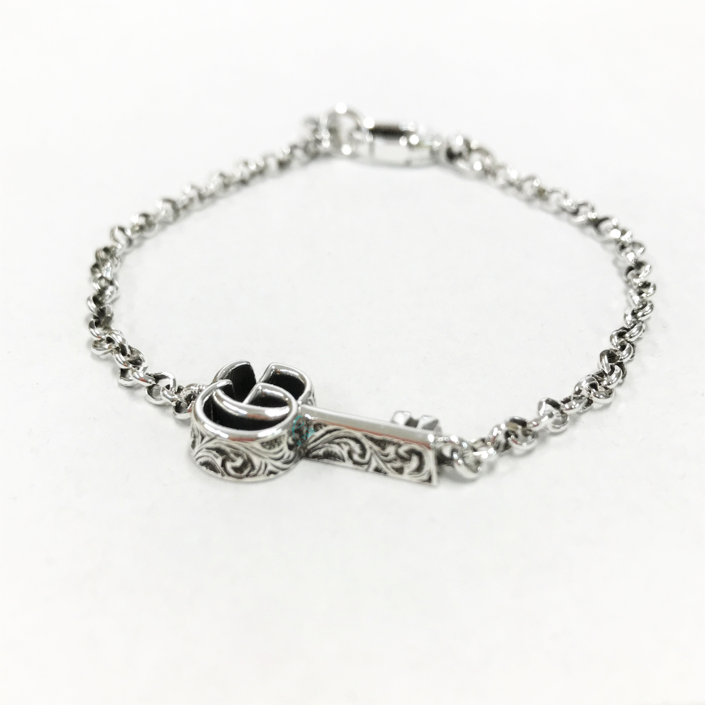 GUCCI ダブルG キー ブレスレット YBA632207001