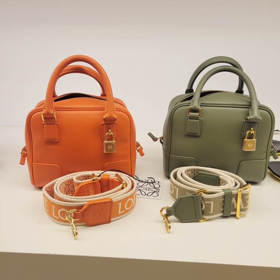 【セール】ロエベ☆アマソナ16 スクエア バッグ☆A039N21X01