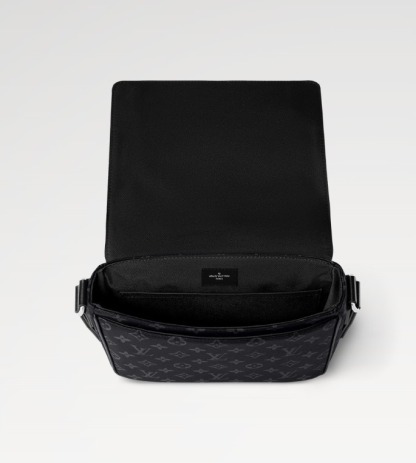 クールでエレガント★【ルイヴィトン】ディストリクト PM NV3