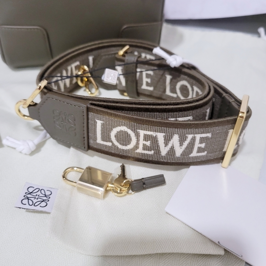 【セール】ロエベ☆アマソナ16 スクエア バッグ☆A039N21X01