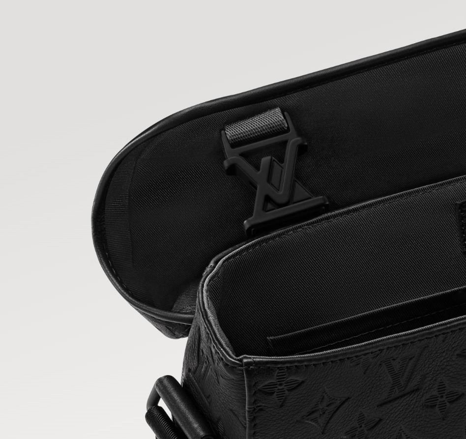 【安心国内】Louis Vuitton メッセンジャー・ヴォワヤージュ　PM