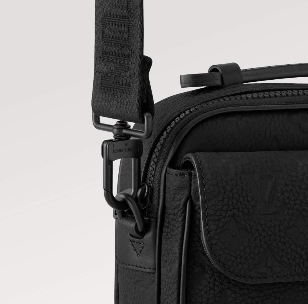 新作 LOUIS VUITTON 直営店 メッセンジャー モノグラム 黒 M58489