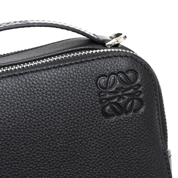 ロエベ LOEWE レディース カメラ クロスボディバッグ ミニ