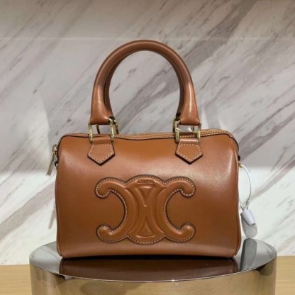 ★Celine★スモール ボストン キュイル トリオンフ