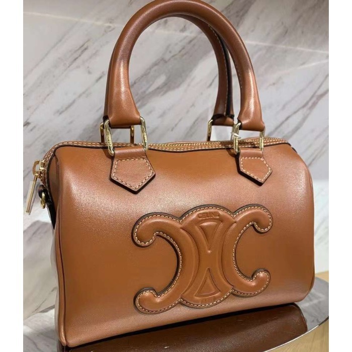 ★Celine★スモール ボストン キュイル トリオンフ