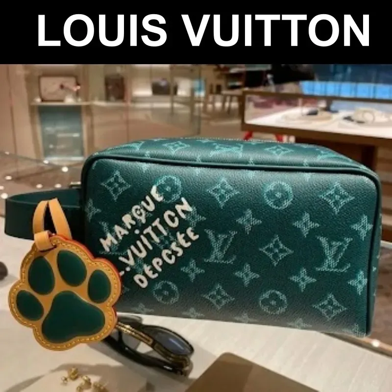 《セカンドバッグにも☆》LV ロッカー ドップキット肉球チャーム