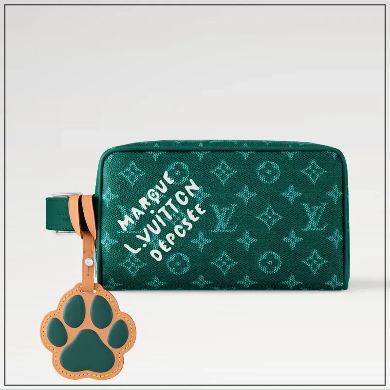 《セカンドバッグにも☆》LV ロッカー ドップキット肉球チャーム