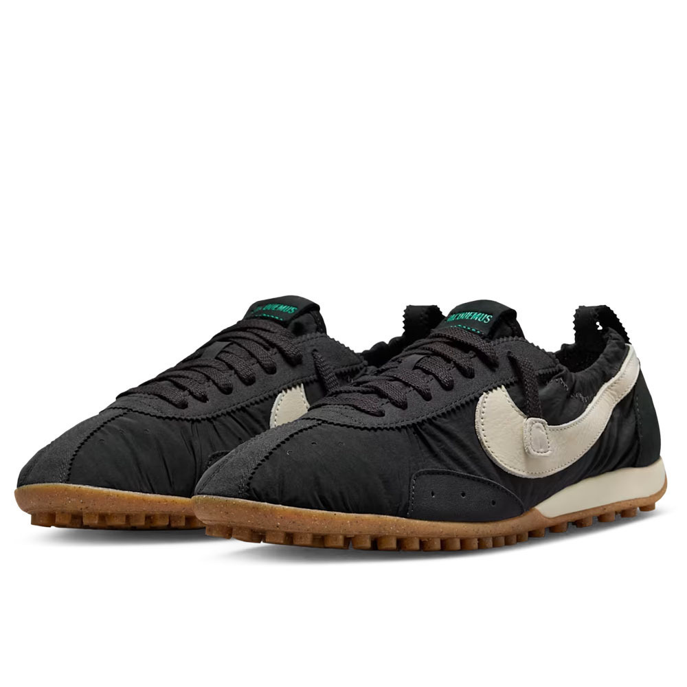 【Nike x Jacquemus】Moon Shoe SP Off Noir Cashmere リサ着用