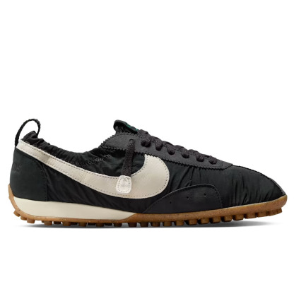 【Nike x Jacquemus】Moon Shoe SP Off Noir Cashmere リサ着用