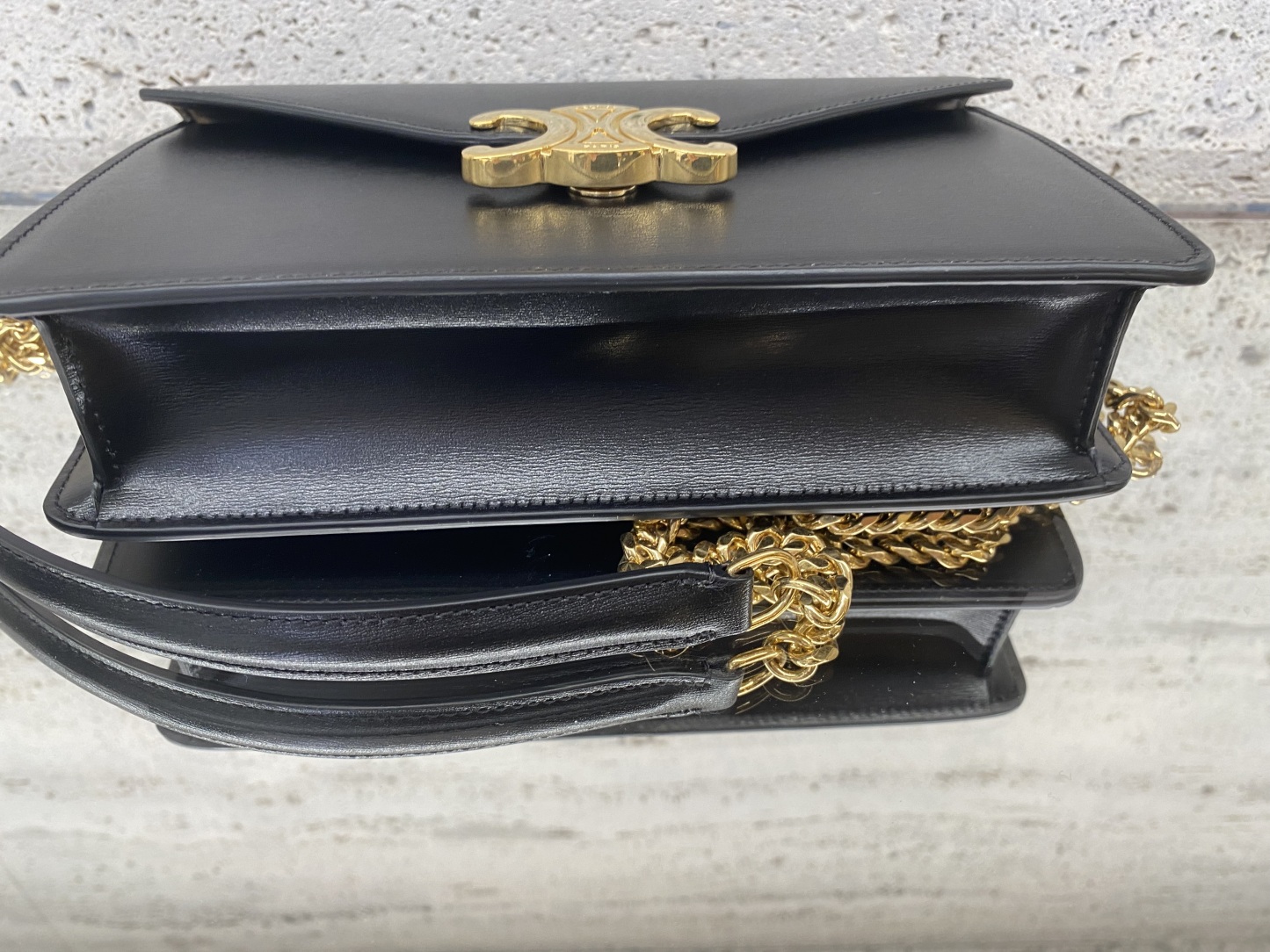 CELINE 【入手困難】☆TRIOMPHE☆ チェーンウォレット★ 全色