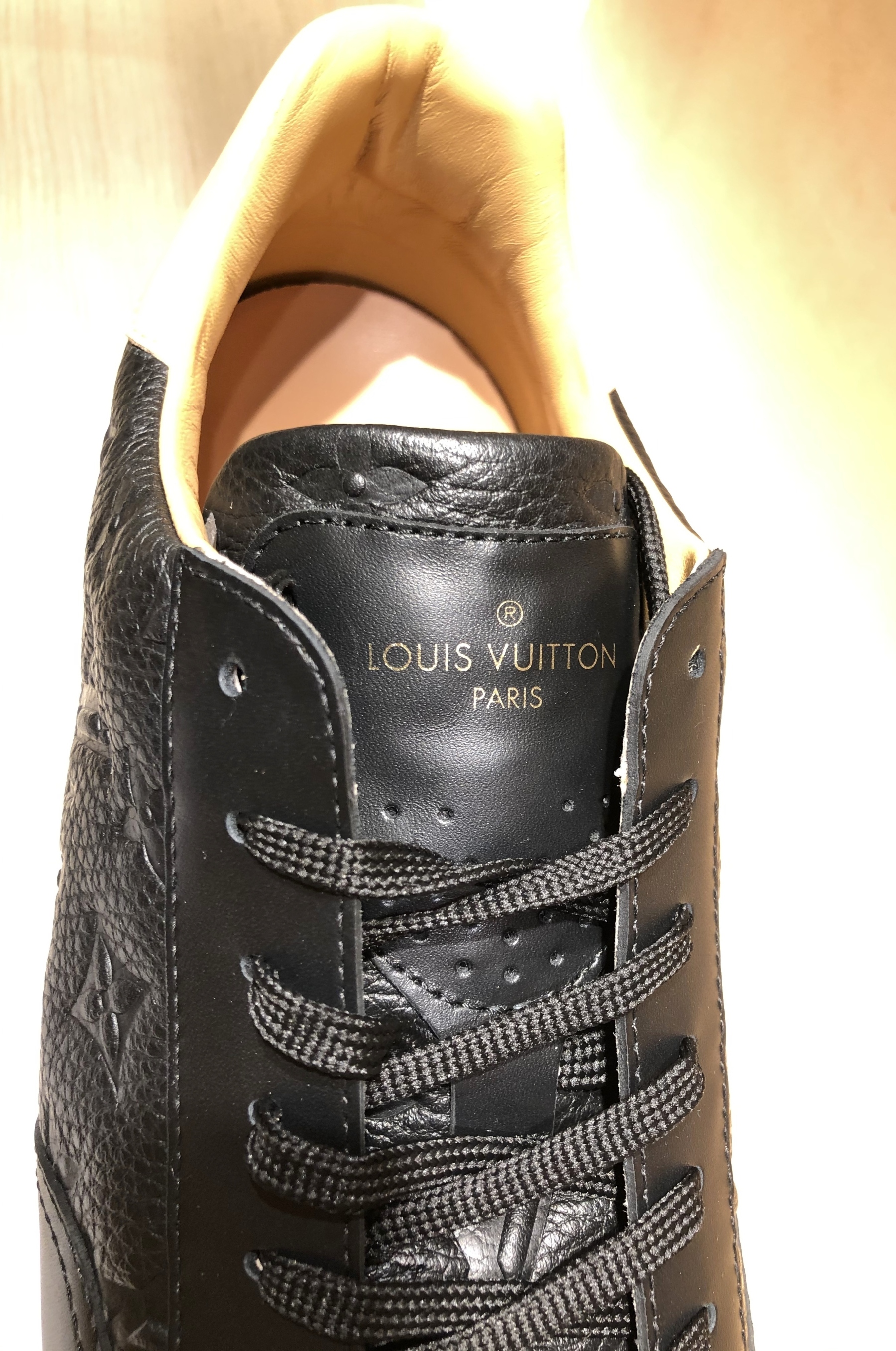 ルイヴィトン★ビバリーヒルズ ラインスニーカー★2色・関税込み