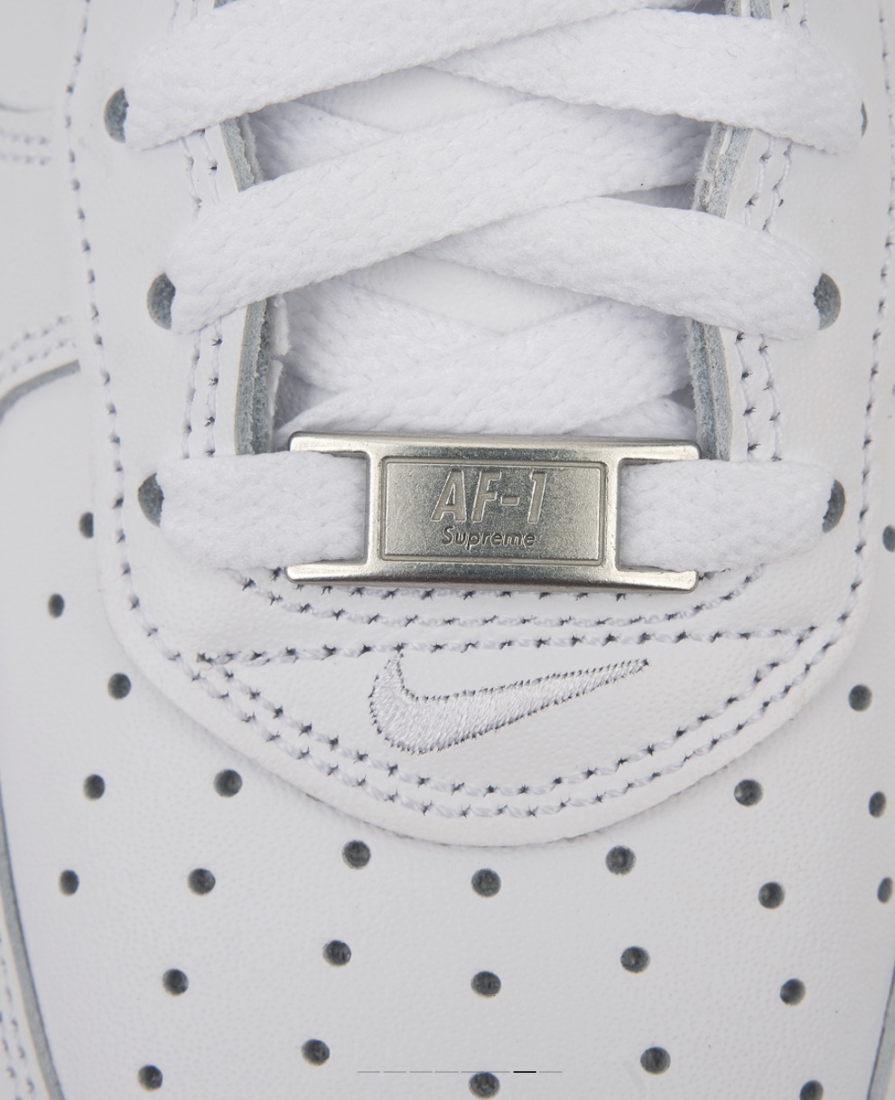 【Nike x Supreme】Air Force 1 Low- White Black