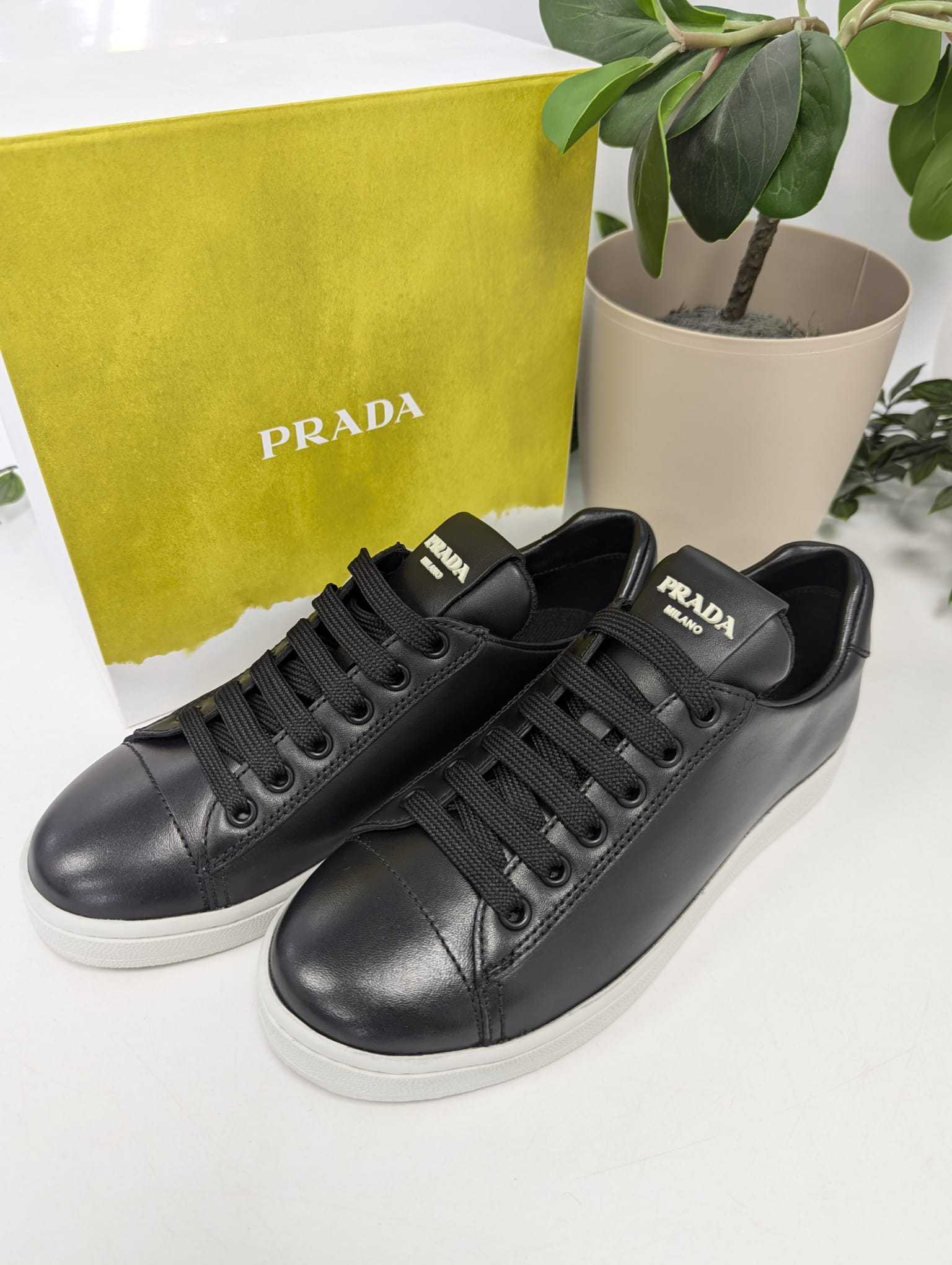 6万取引突破★UPS速達便利用！【PRADA】2EG400 3ON8_スニーカー