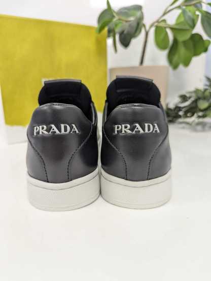 6万取引突破★UPS速達便利用！【PRADA】2EG400 3ON8_スニーカー