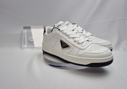 ☆送料関税込☆PRADA プラダ ダウンタウン レザー スニーカー☆